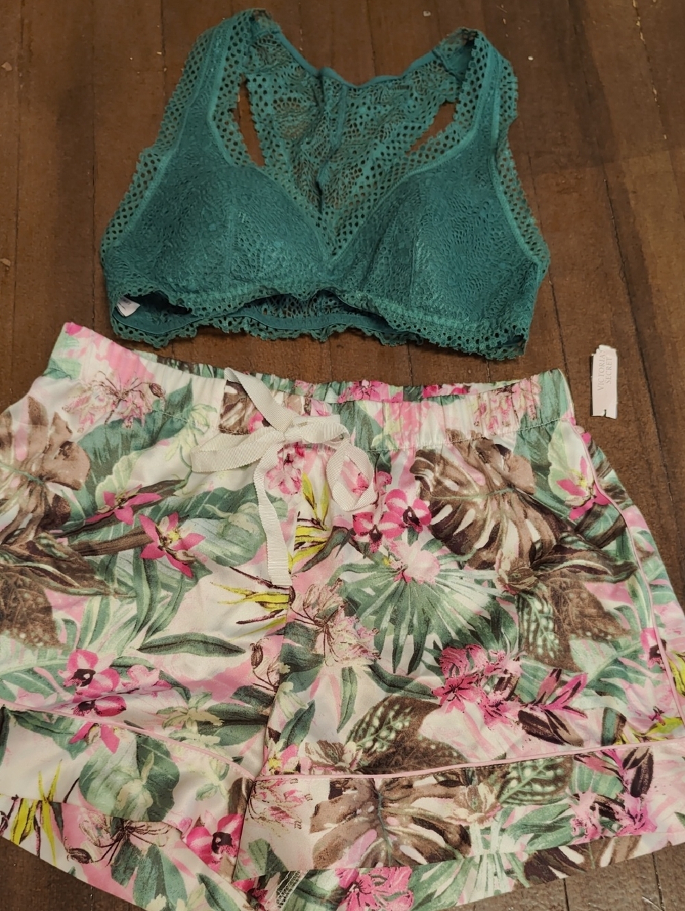 VICTORIA’S SECRET LACE BRA AND PAJAMA BOTTOMS
